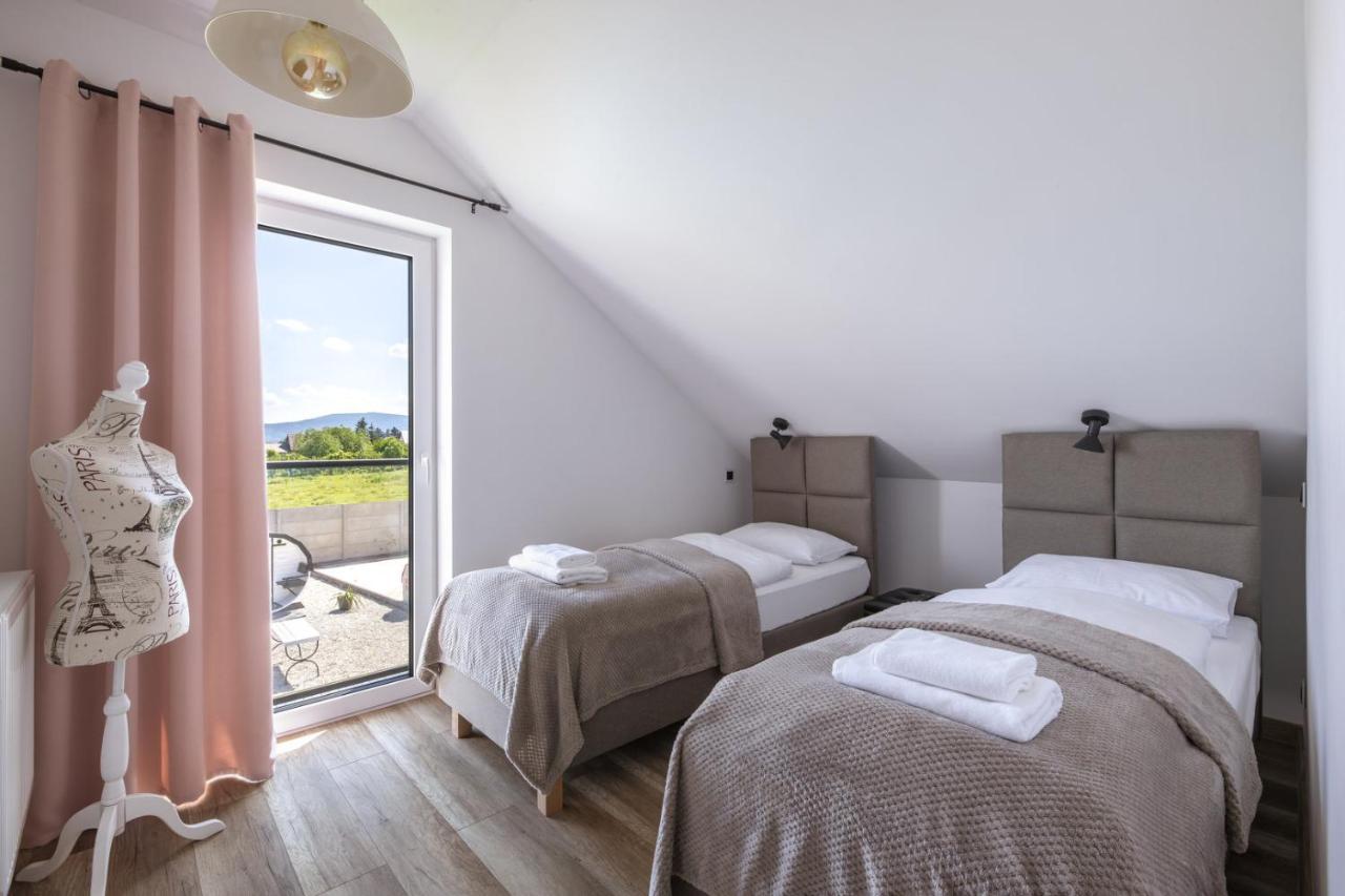 Apartamenty Everysky Gorskie Tarasy - Kwiatowa 5-7 Miłków エクステリア 写真